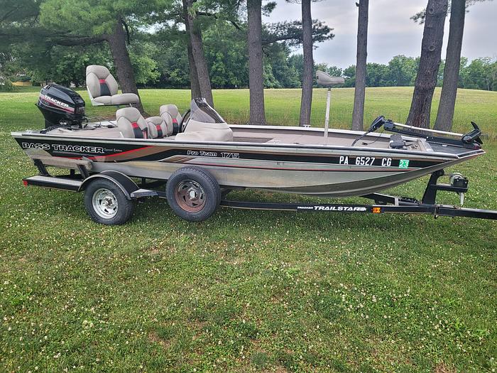Used 2000 Bass Tracker Pro Team 175