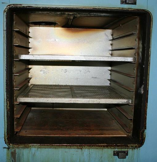 Used 25"W x 25"H x 25"L Despatch VRC1-90-1E Cabinet Oven, 500°F, Electric