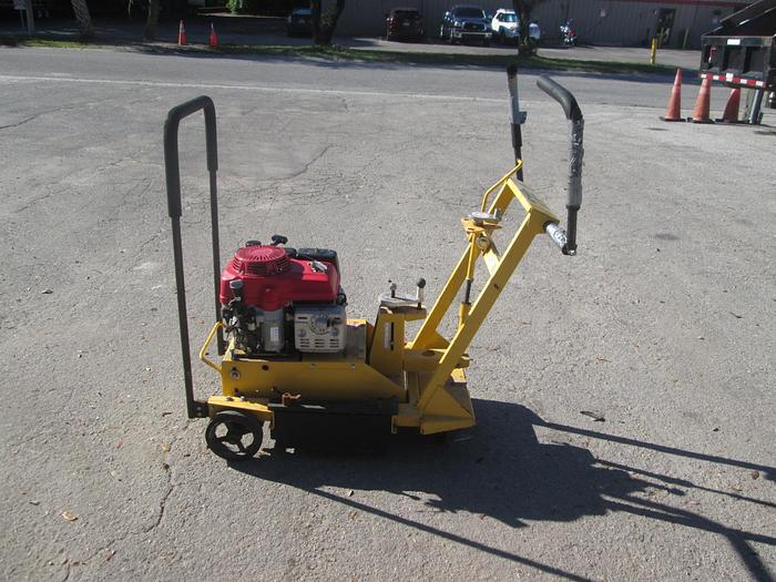 Used Smith LNX 8 No-Groove Paint Eraser