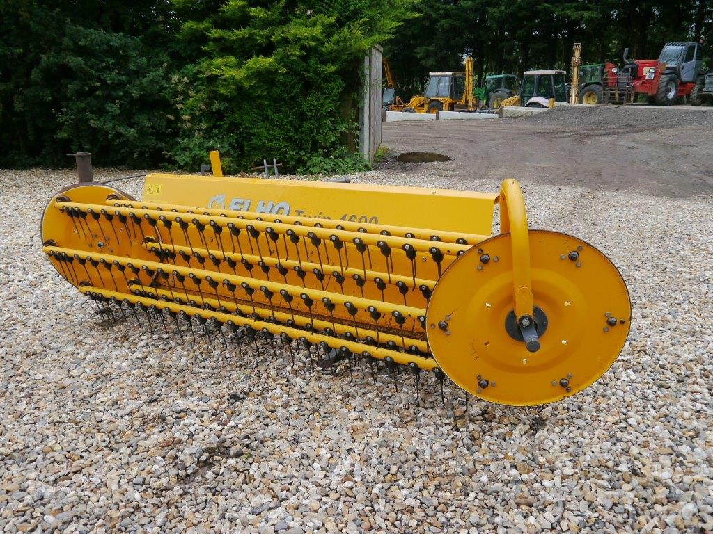 Used Elho Twin 4600 Straw Turner