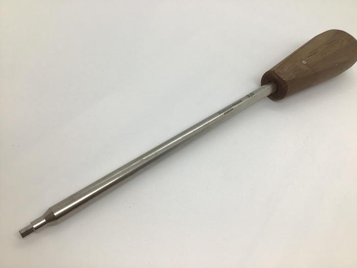 Used Aesculap Screwdriver 3.5mm by 290mm