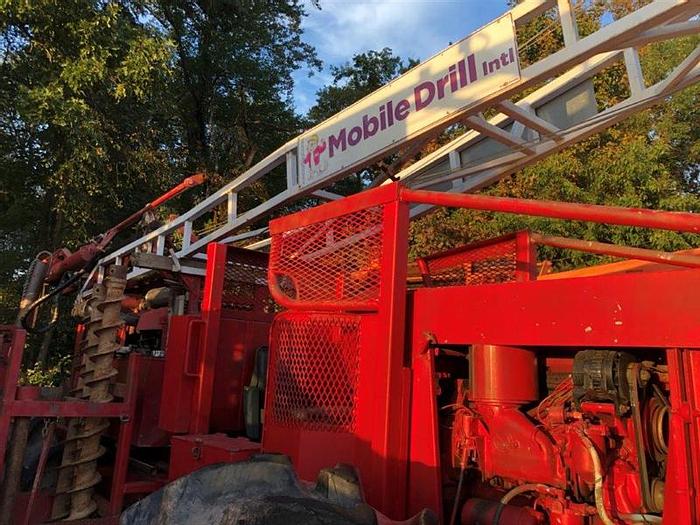 Used 1988 Mobile B57 Drill Rig