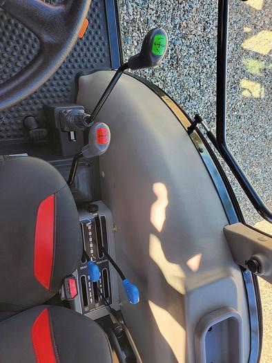 Mahindra 2665ST Tractor w/ Loader ** 2 hrs - Never Used **