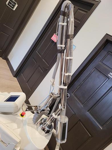 Used Sciton Profile w/ 2940, Profractional~Micro Laser Peel (2)YAG 1064 ~ BBL w/ ST