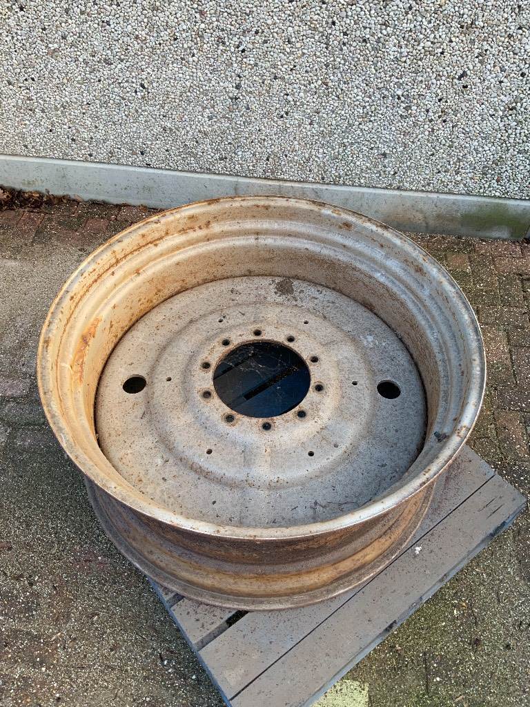 Gebruikt VELG W18 X 42