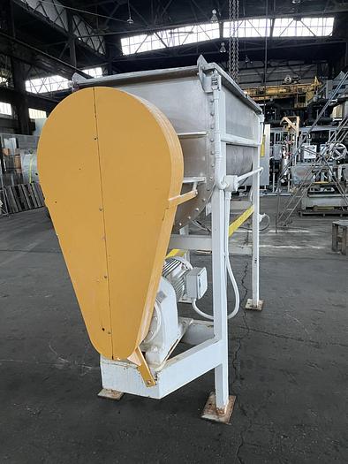Used 30 CU. FT. LOWE RIBBON BLENDER - 304 S/S - 15 HP