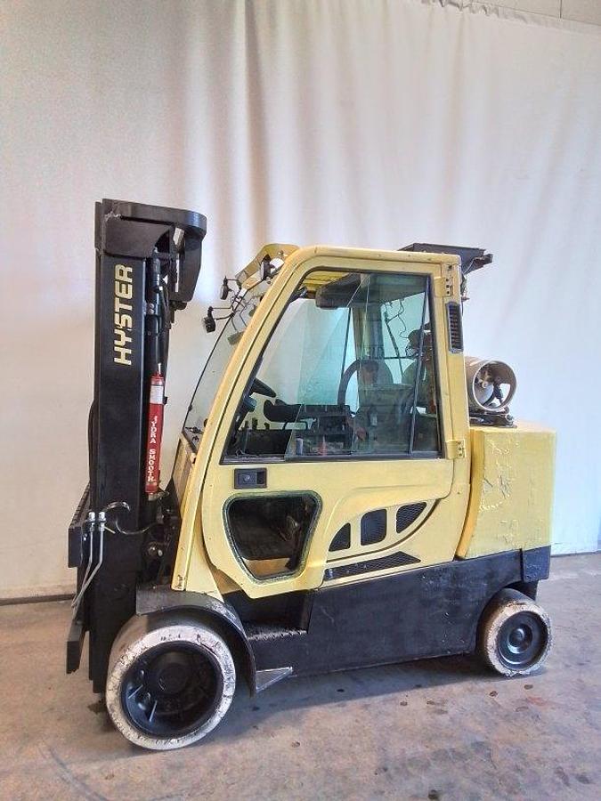 Used 2018 Hyster S120FT-PRS Big Cushion Triple Mast
