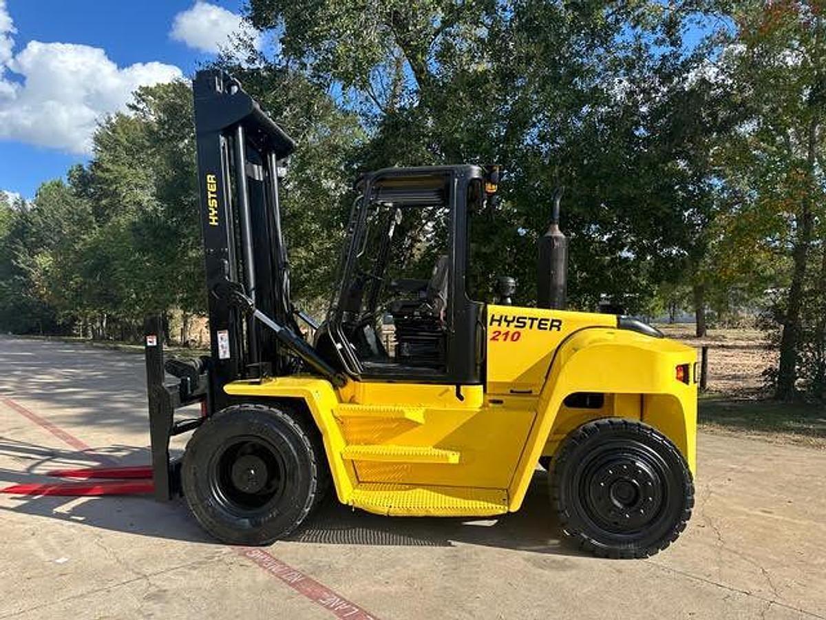 Used 2014 Hyster H210HD Heavy Mover (21K Lbs)