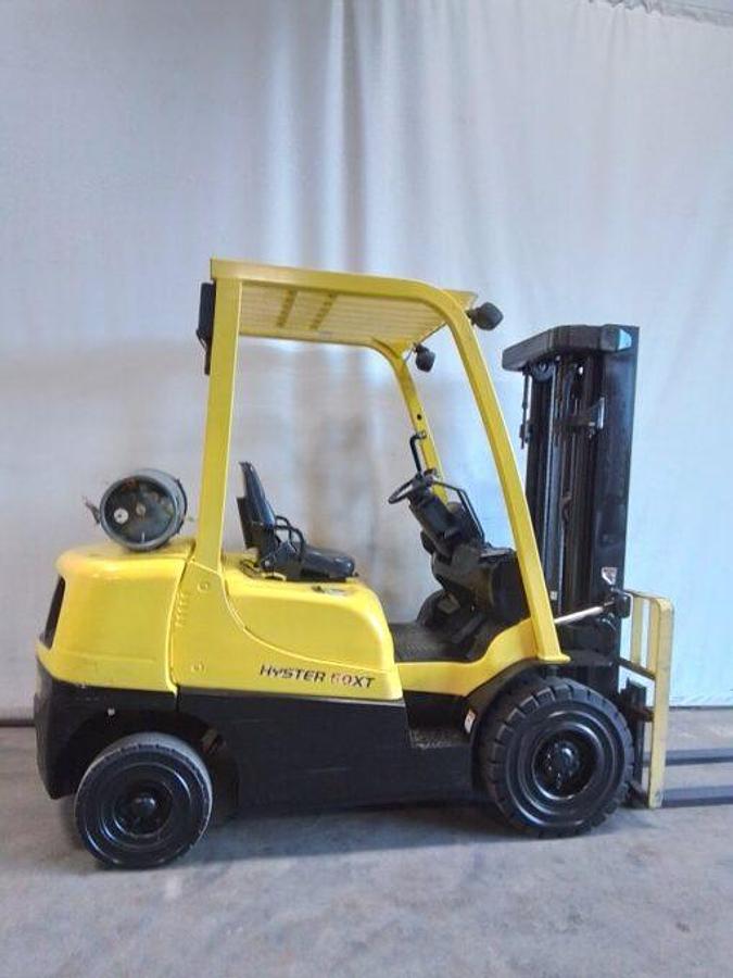 Used 2019 Hyster H50XT Pneumatic Triple Mast