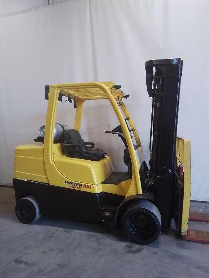 Used 2017 Hyster S100FT Big Cushion Triple Mast w/ Side Shifter