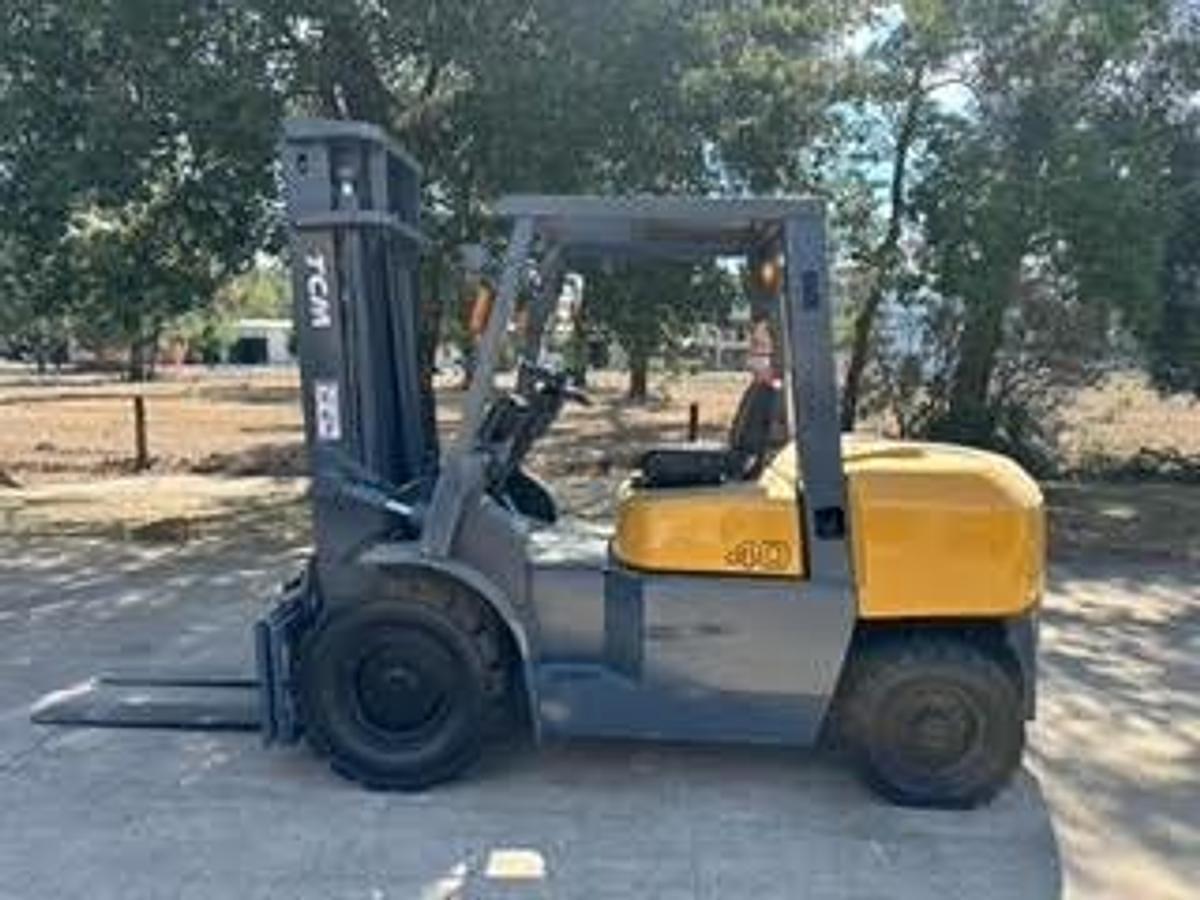 Used 2014 TCM FD40-A1 Diesel Lifter