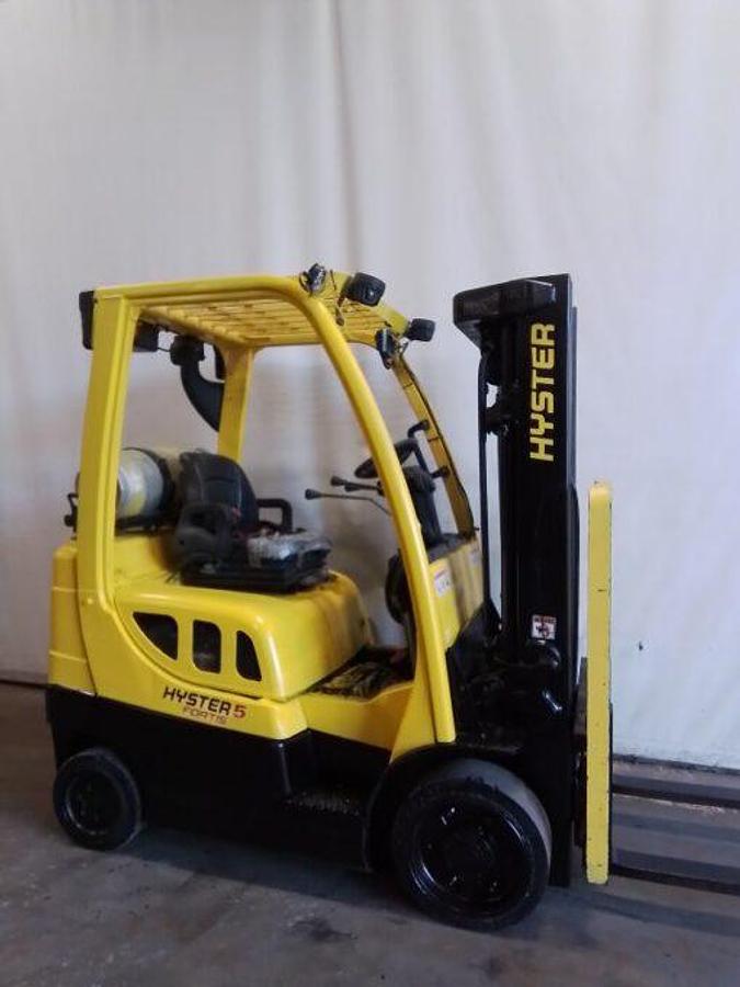 Used 2015 Hyster S50FT Cushion Triple Mast w/ Side Shifter