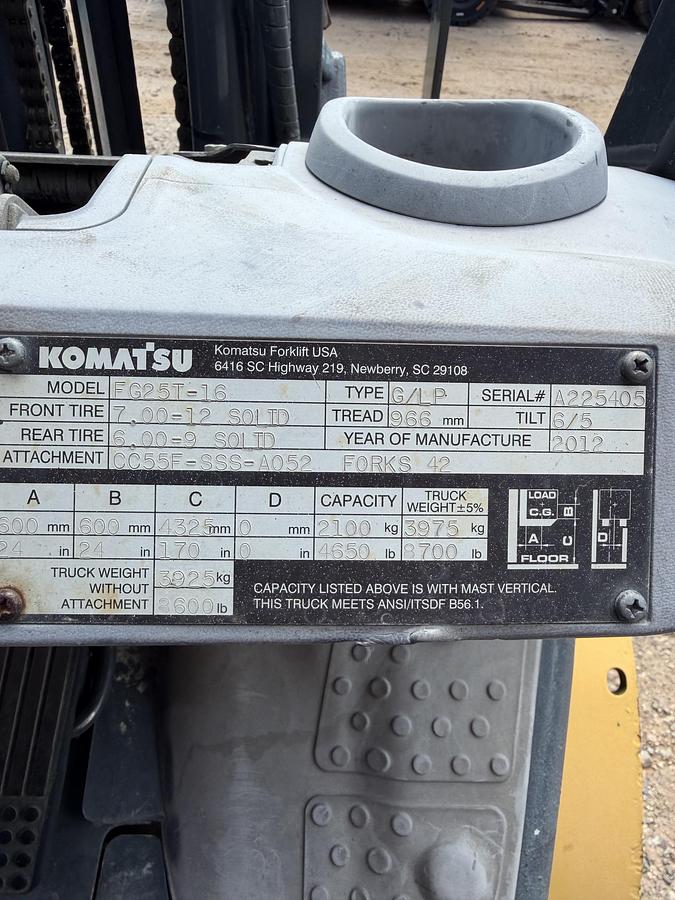 Used 2012 Komatsu FG25T-16