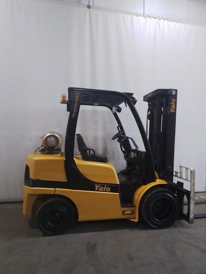 Used 2015 Yale GP060VX Pneumatic Triple Mast w/ Side Shifter