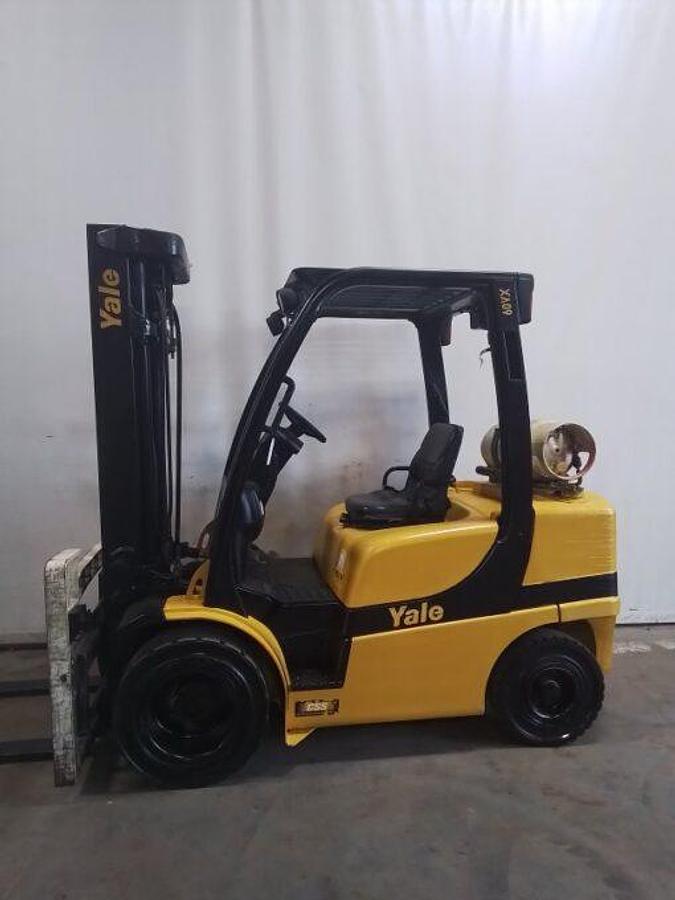 Used 2015 Yale GP060VX Pneumatic Triple Mast w/ Side Shifter