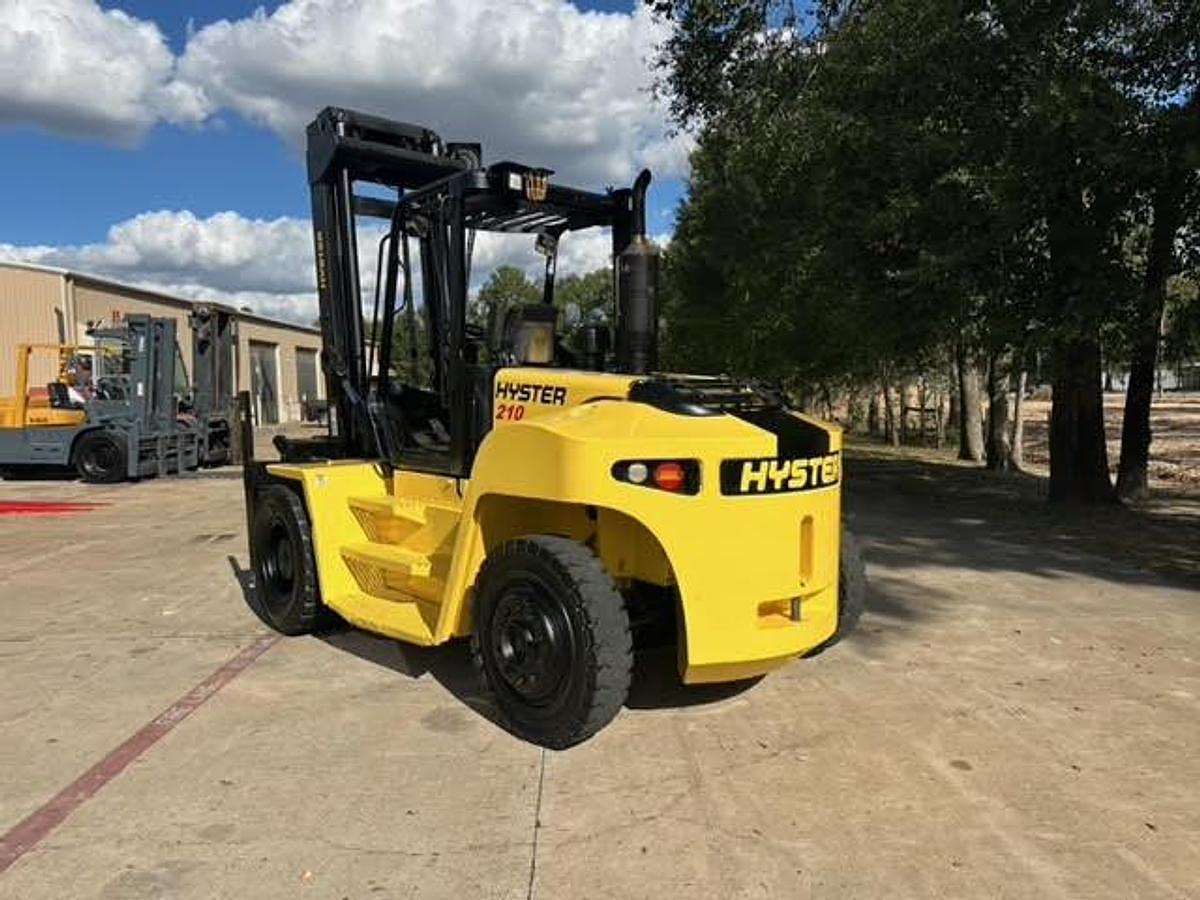 Used 2014 Hyster H210HD Heavy Mover (21K Lbs)