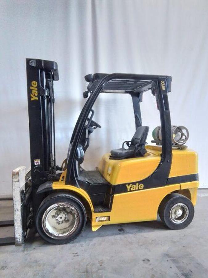 Used 2016 Yale GLP060VXN Triple Mast w/ Side Shifter