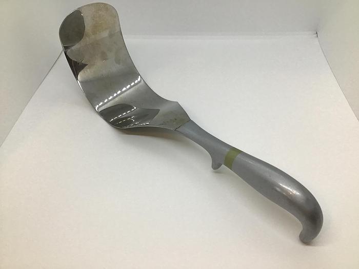 Used Retractor Abdominal Deaver 75mm Blade with Hollow Grip Handle by 310mm (12in)