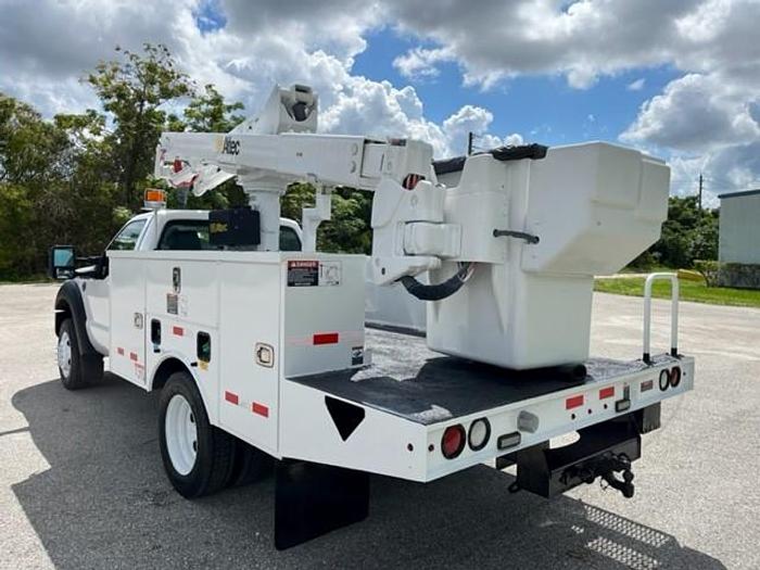Used Altec AT40G Bucket Boom on 2015 Ford F550 Reg Cab Utility Truck - C46671