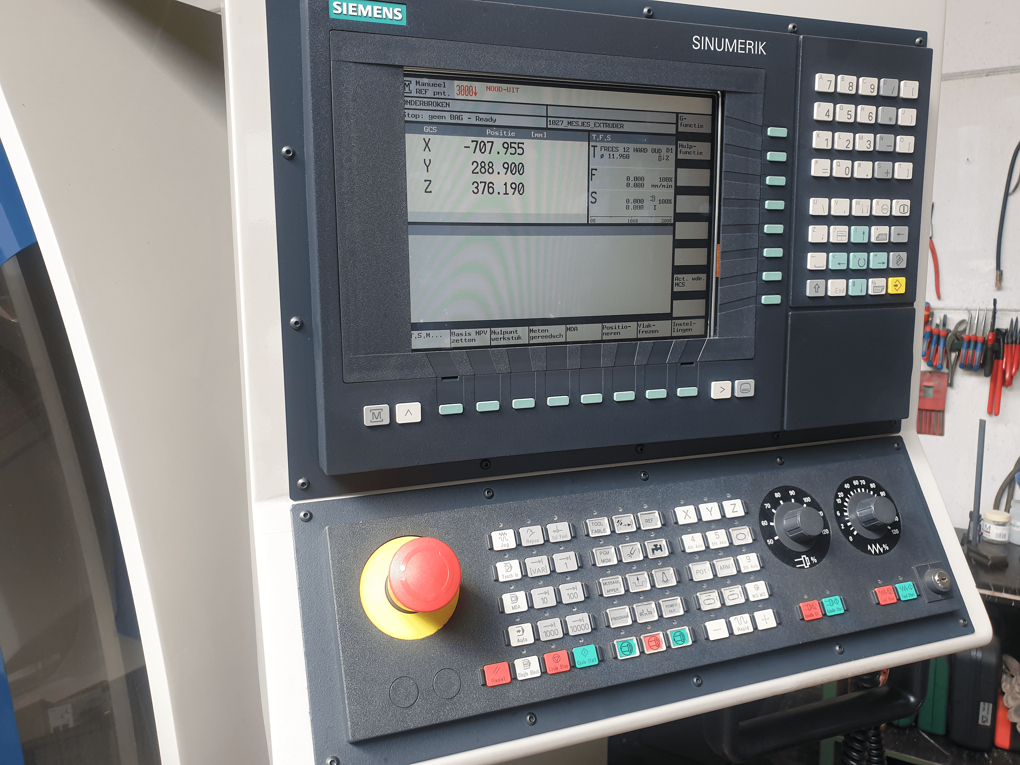 Used Chevalier 2040 VMC-L - Vertical Machining Centre - 2014