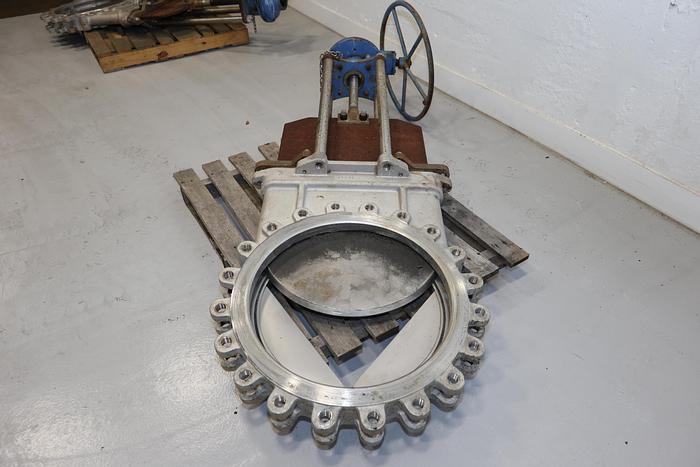 Unused True Line 24" Hand Operated V-Port Knife Gate Valve #44147