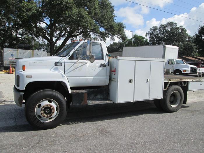 Used 2000 GMC C8500