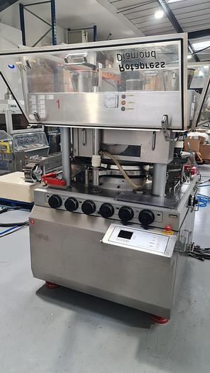 Used Manesty Rotapress Diamond D-type Tablet Press