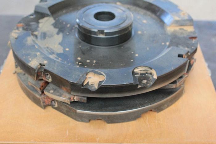 Used Gruppo utensili serramento usato