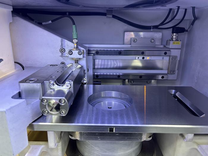 Used 2016 EOS Precious M080