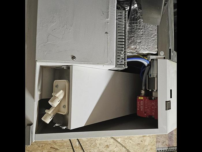 Used 2008 EOS Formiga P100