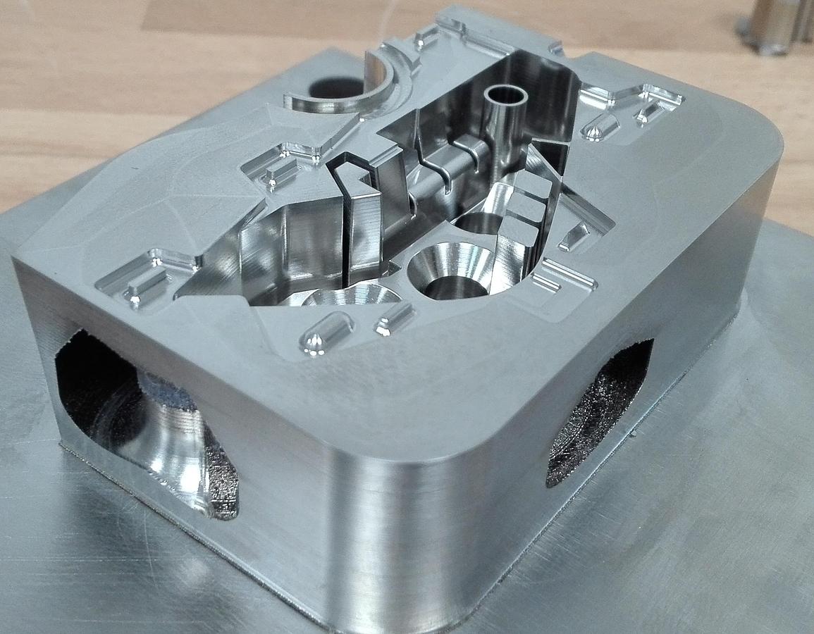 Gebraucht 2015 Matsuura LUMEX Avance-25