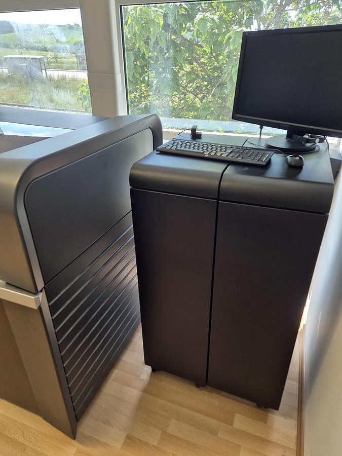 Gebraucht 2016 Stratasys J750 mit Upgrade auf J750DAP (Digital Anatomic Printer)