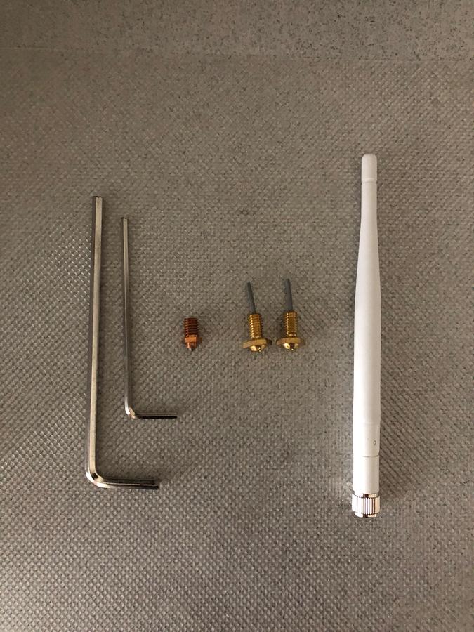 Gebraucht 2017 Markforged Bundle Onyx One (2018) / Mark Two (2017)