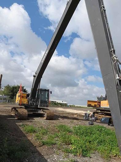 Used 2020 VOLVO EC250ELR