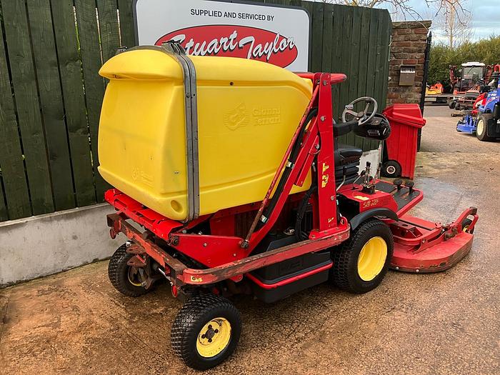 Used Gianni Ferrari T1W Cut and Collect Ride on Mower
