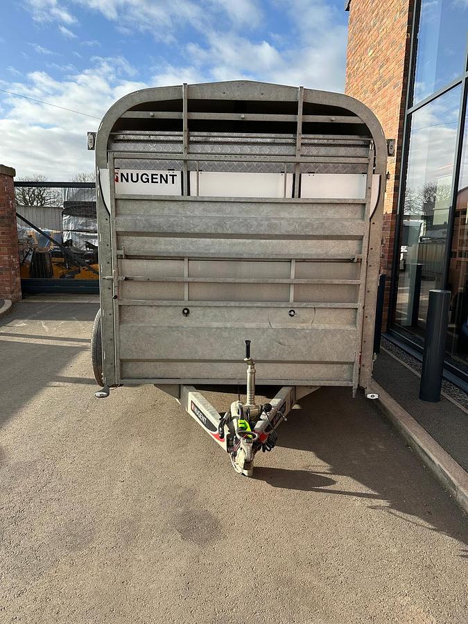 Used 2024 Nugent Livestock Carrier with Decks 14x6 Tri axle