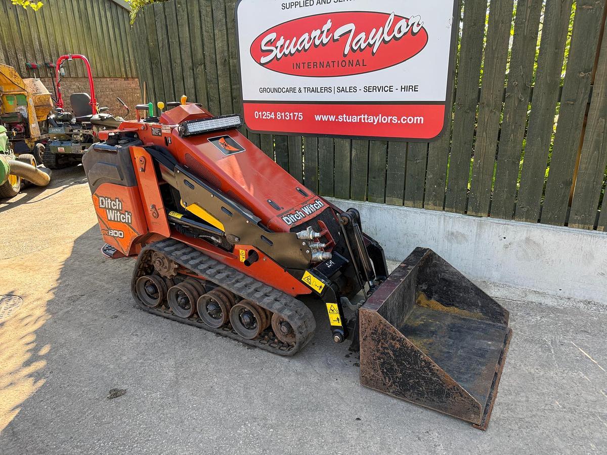 Used Ditch Witch SK800 Skid Steer Loader