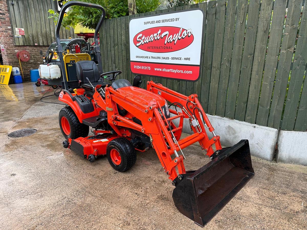 Used Kioti CS 2610 HST ROPS Compact Tractor with loader and bucket