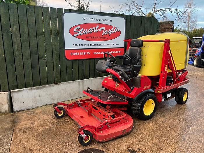 Used Gianni Ferrari T1W Cut and Collect Ride on Mower