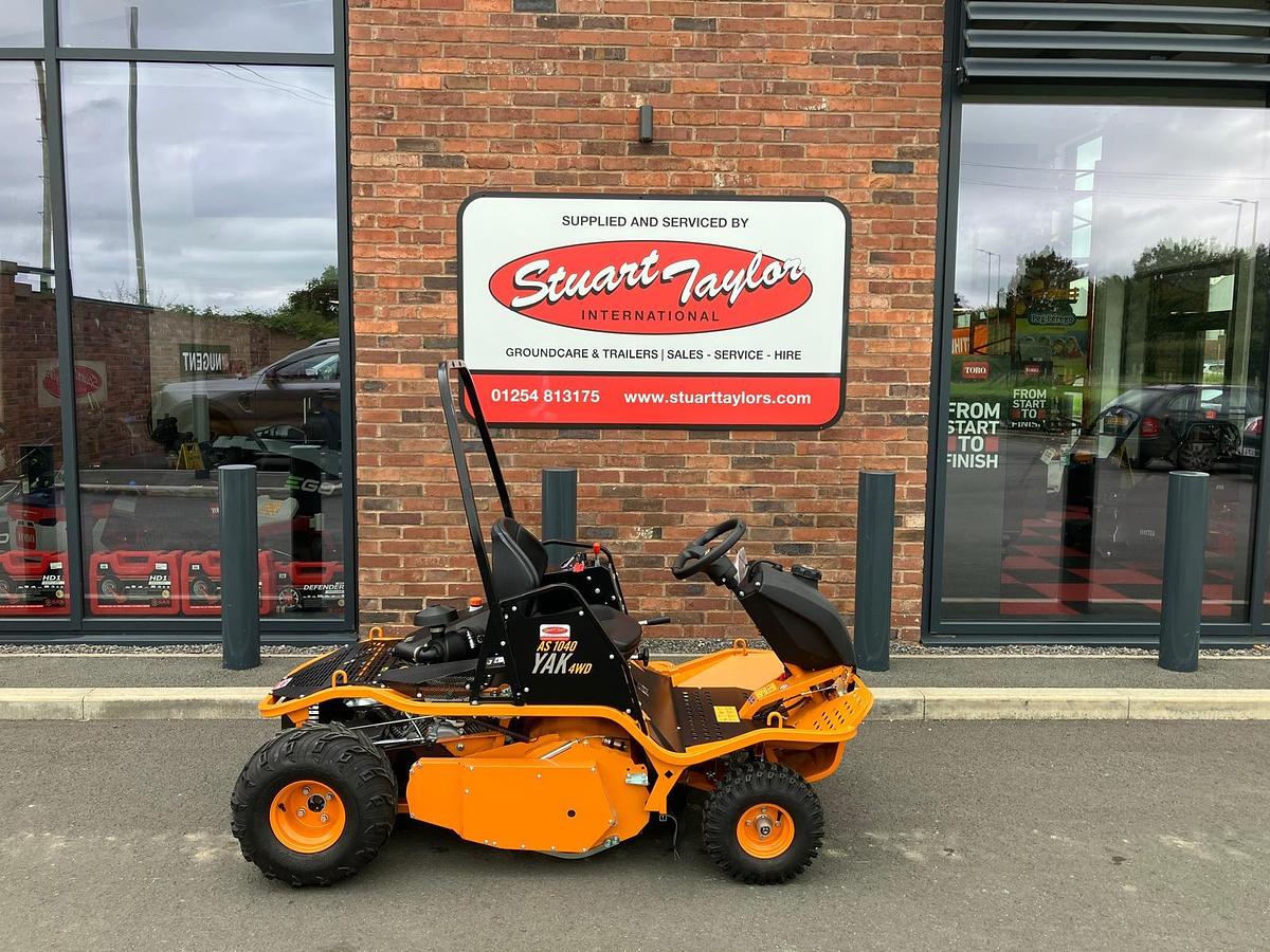 AS Motor 1040 YAK Ride on Flail