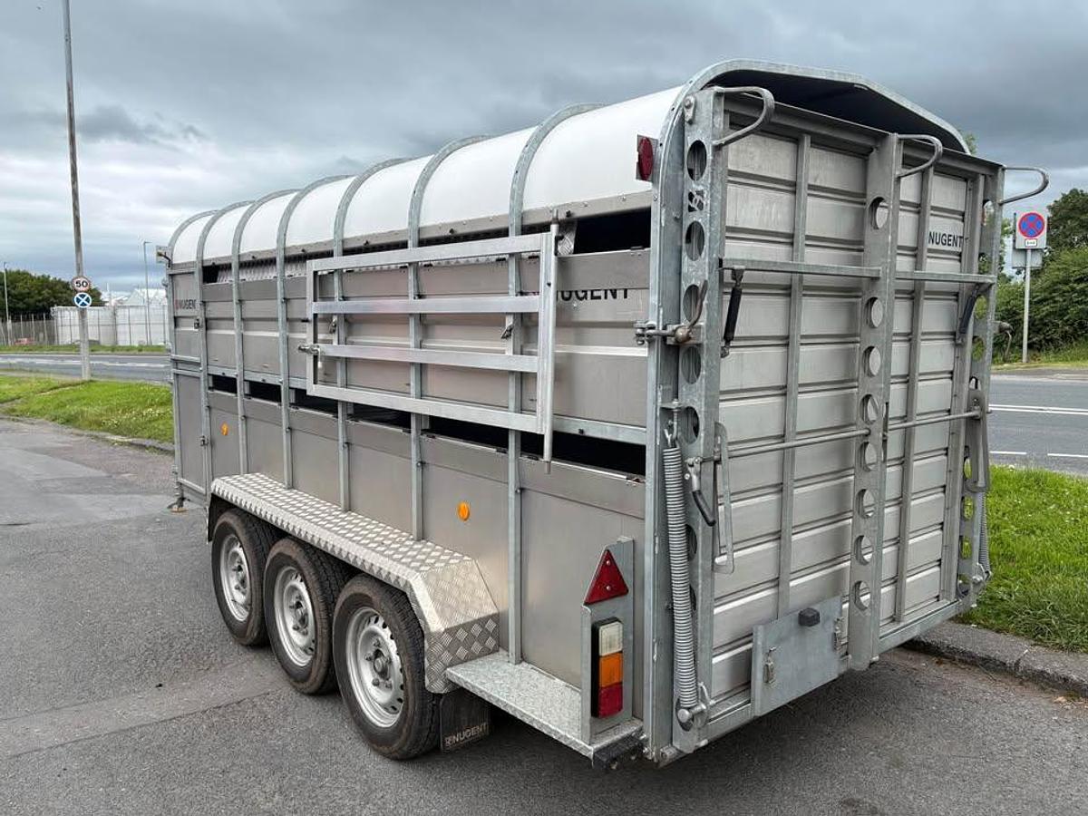 2023 Nugent Livestock Carrier with Decks 14x6 Tri axle