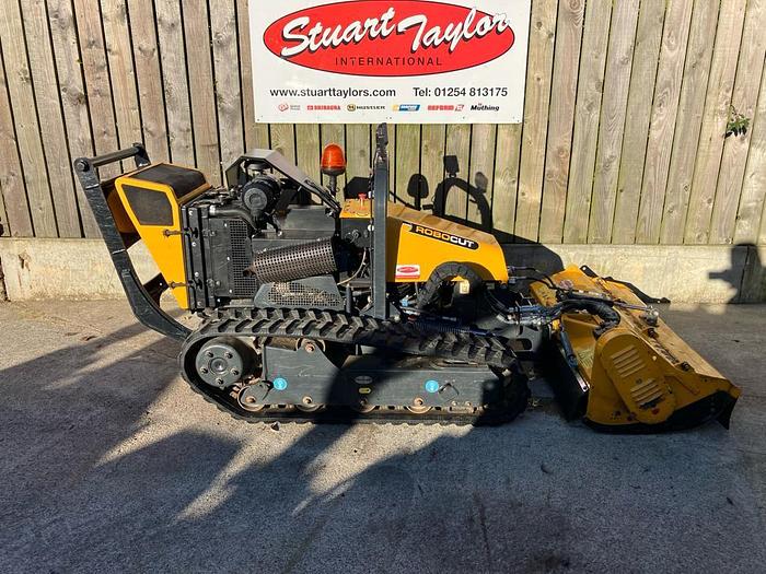 Used McConnel Robocut RC40