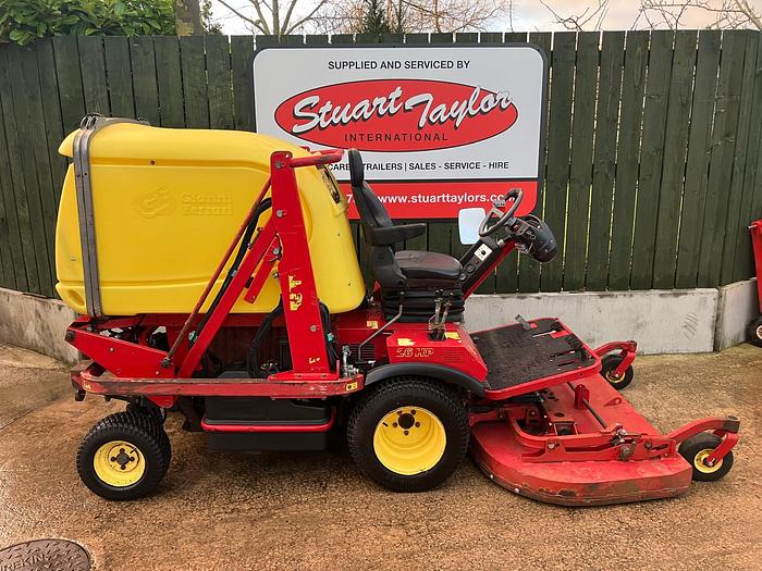 Used Gianni Ferrari T1W Cut and Collect Ride on Mower