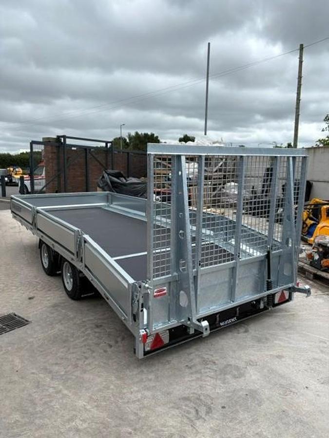 2026 Nugent Beavertail 16x7 Twin Axle.