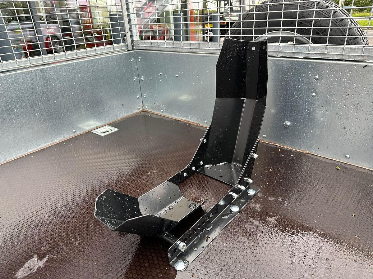 2026 Nugent General Purpose 10x5 2700kg with Mesh With Motorbike Mount