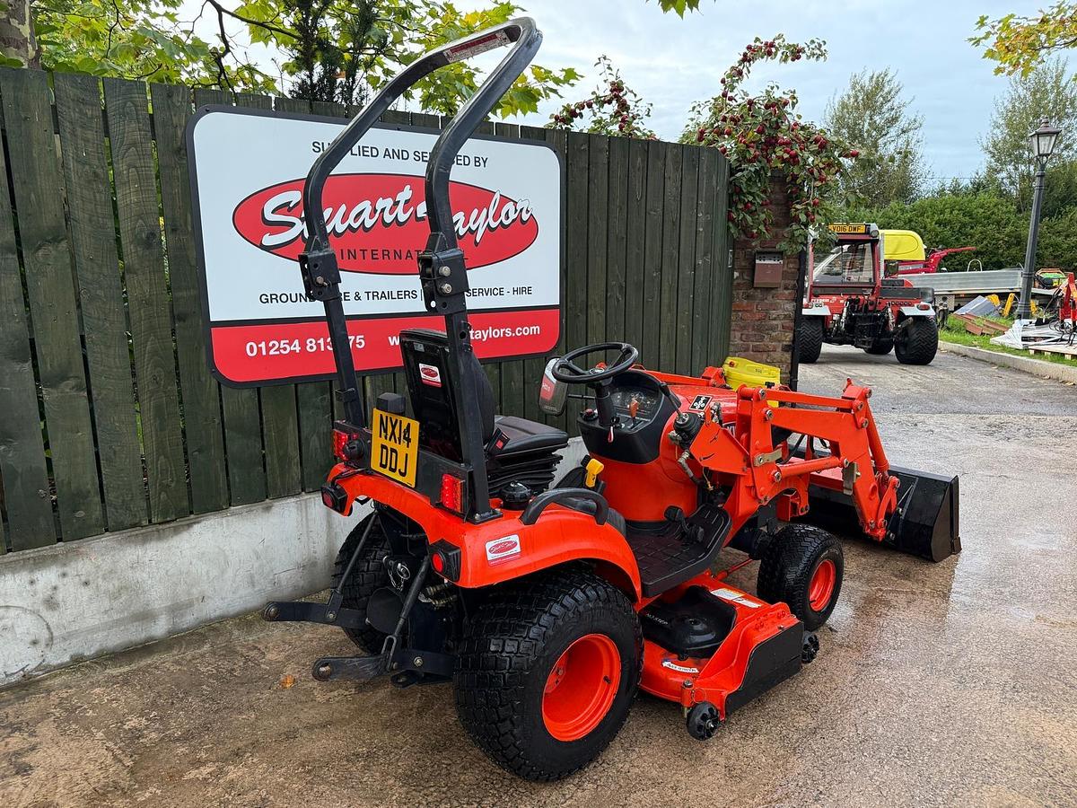 Used Kioti CS 2610 HST ROPS Compact Tractor with loader and bucket