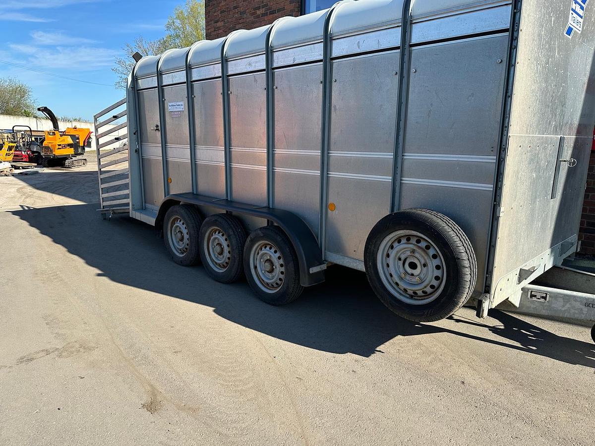 Used 2016 Ifor Williams TA510 G3 14X6 TRI AXLE