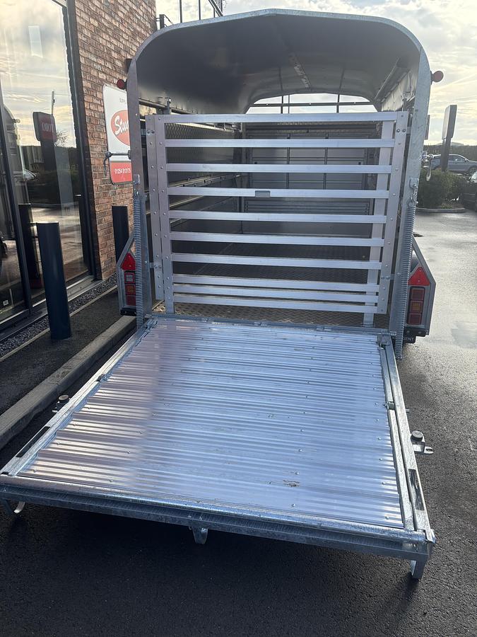 2025 Nugent LIVESTOCK SHEEP RANGE TRAILER WITH DECKS 12X6