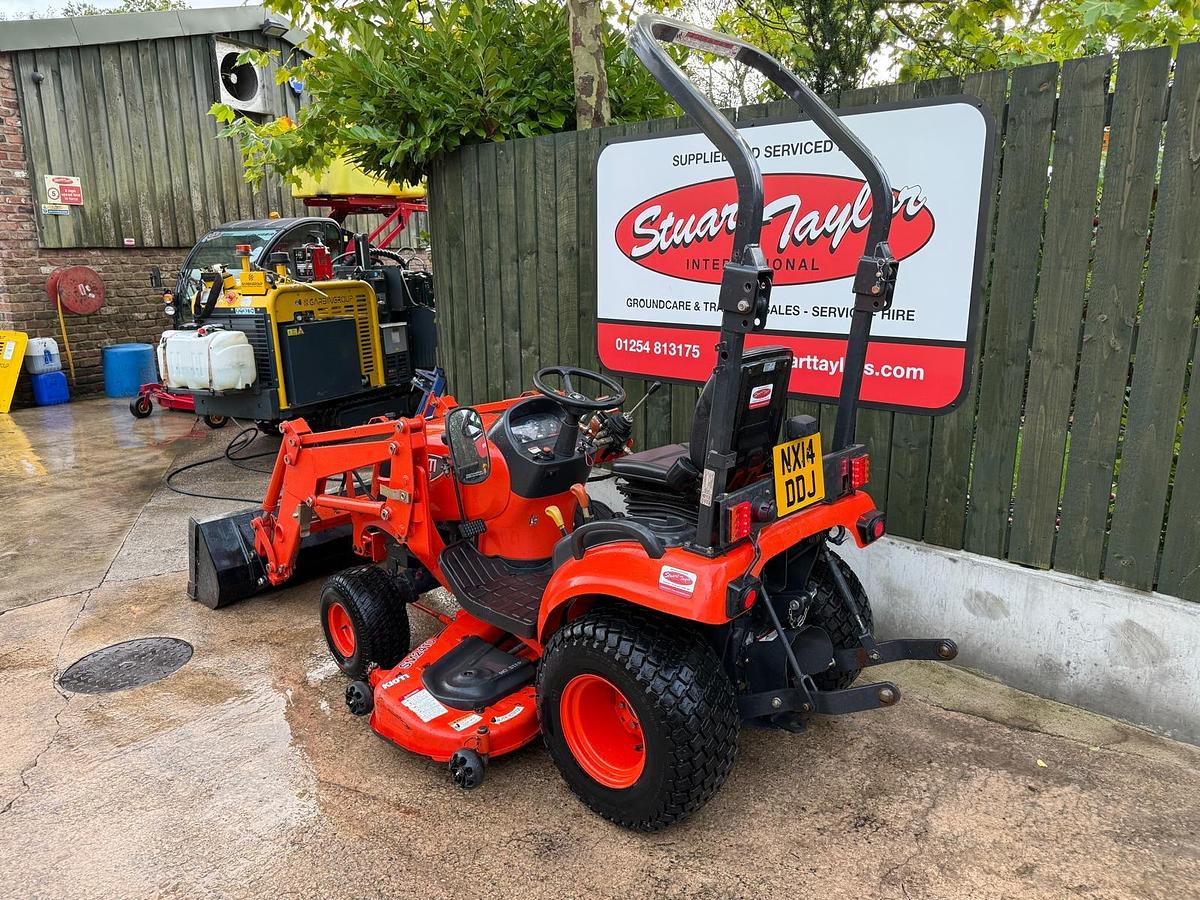 Used Kioti CS 2610 HST ROPS Compact Tractor with loader and bucket