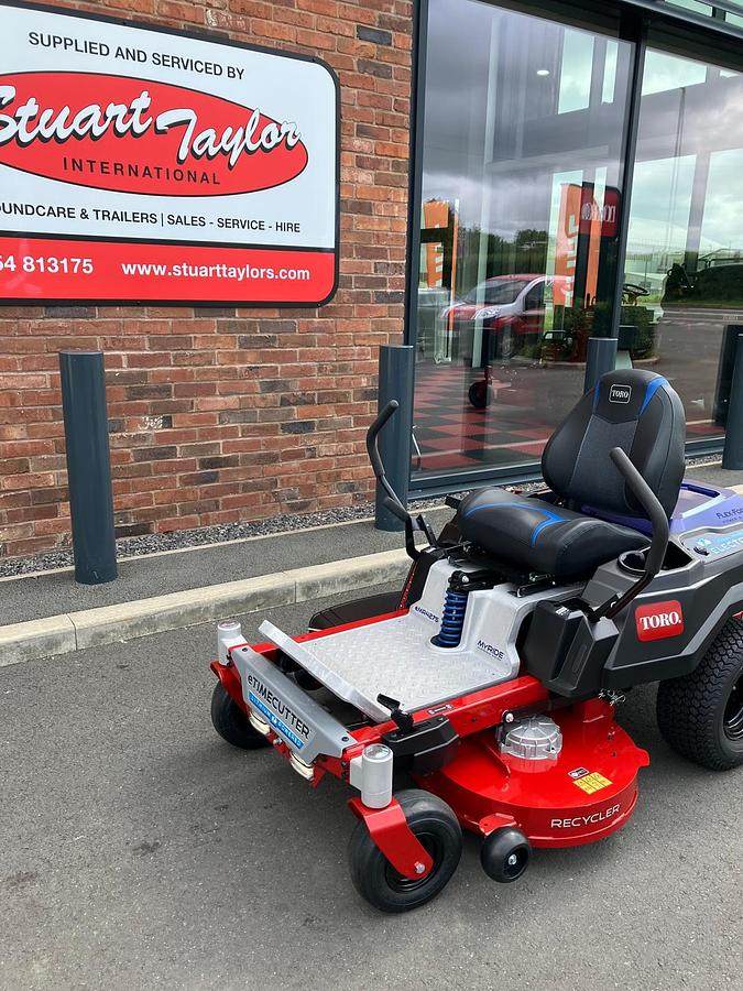 Used Toro TIMECUTTER EMR4275 MYRIDE